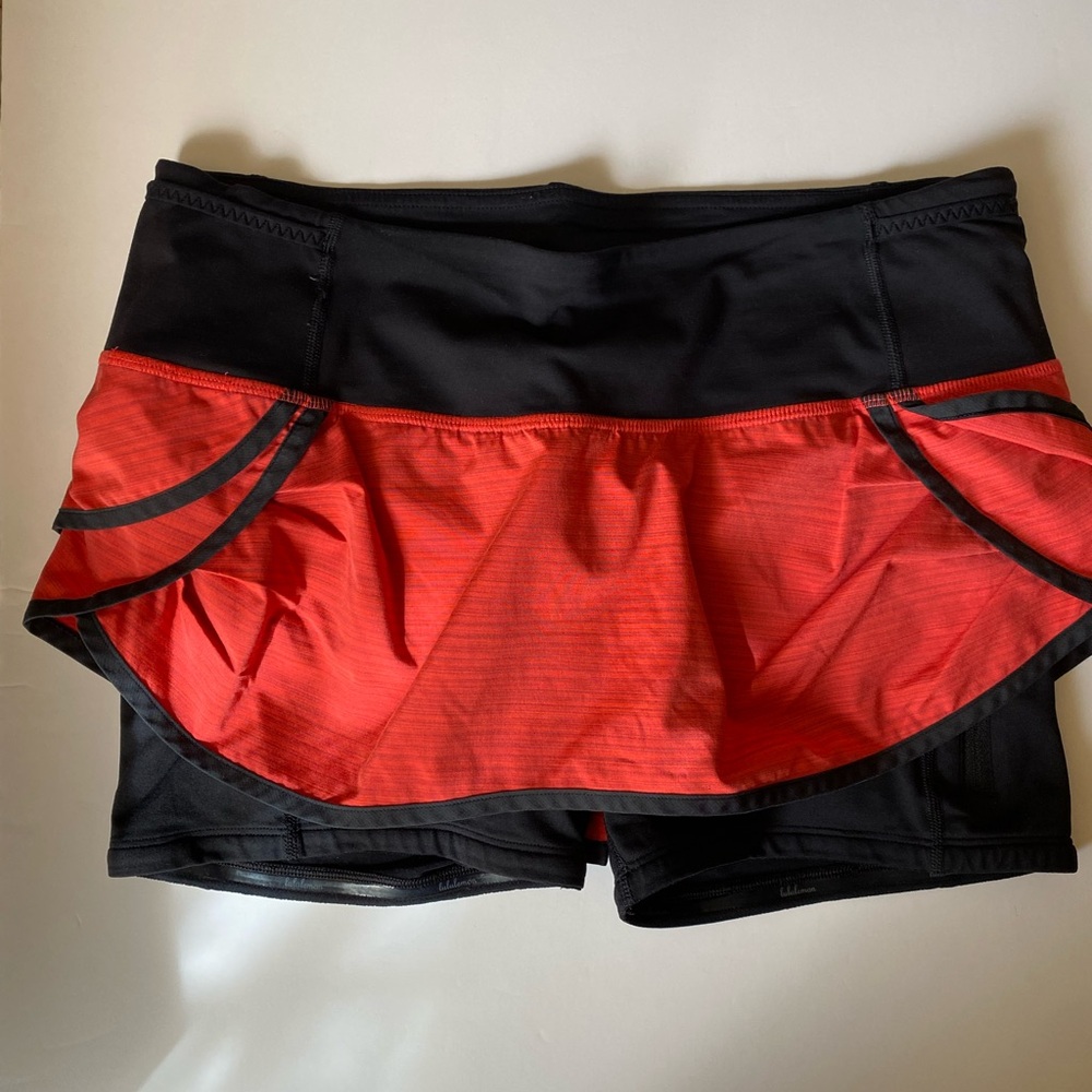 Lululemon speed squad shorts Sz 6